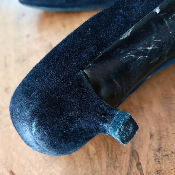 Vintage PRADA Kitten Heel Pumps - Picture 5 of 9